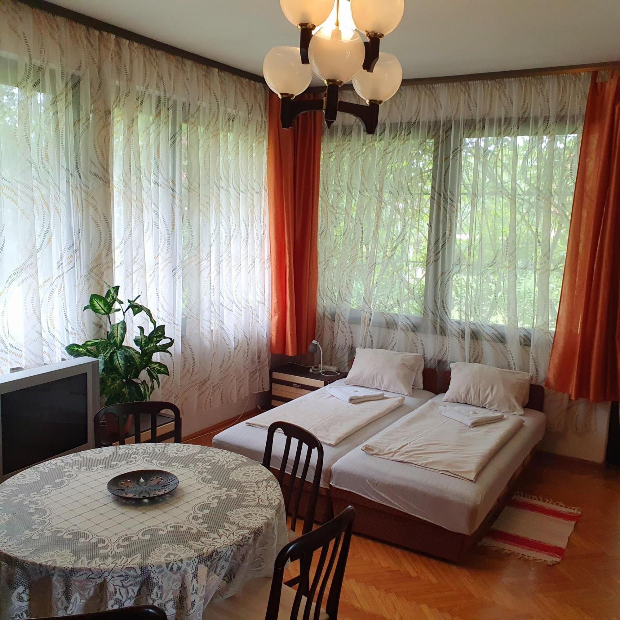 Sophie'S Guesthouse ชิโอฟก ภายนอก รูปภาพ