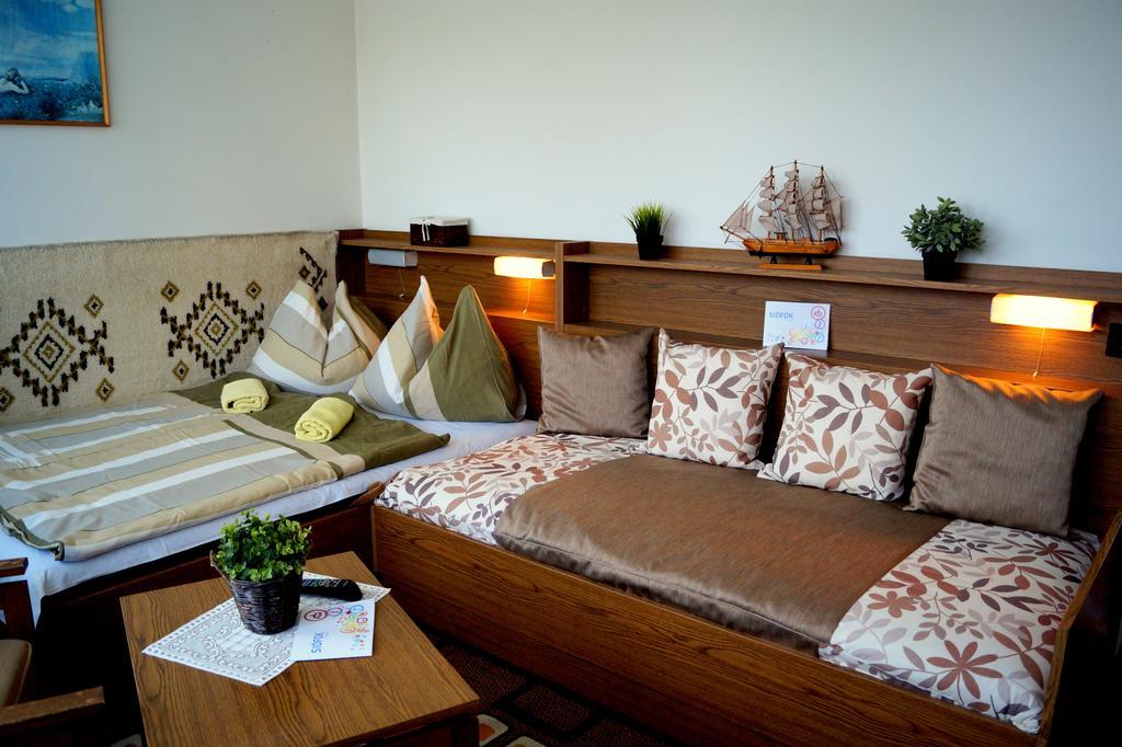 Sophie'S Guesthouse ชิโอฟก ภายนอก รูปภาพ