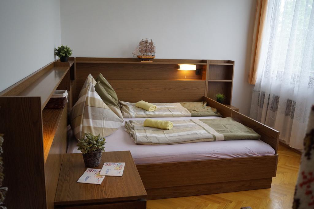 Sophie'S Guesthouse ชิโอฟก ภายนอก รูปภาพ